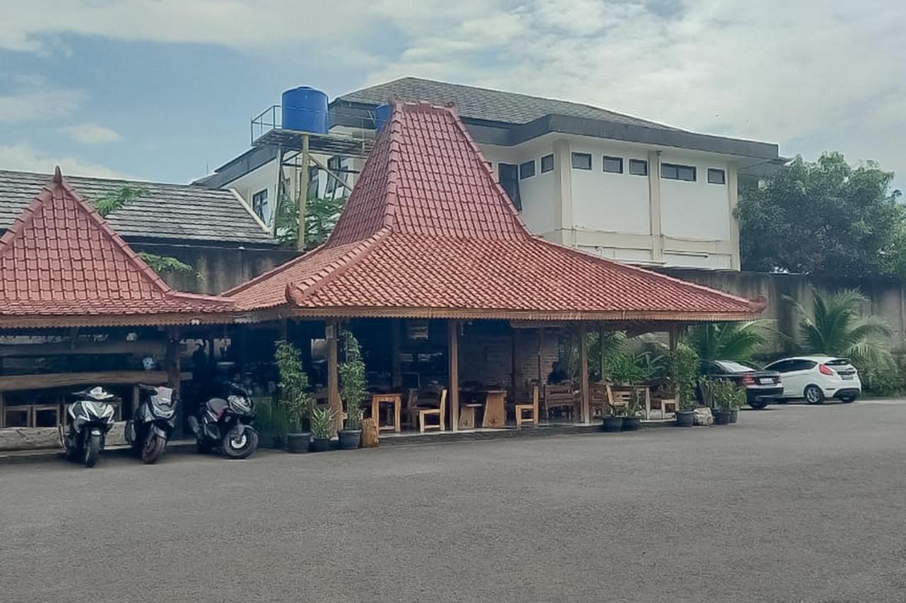 מלון Reddoorz Syariah Near Tugu Lampu Gentur סיאנג'ור מראה חיצוני תמונה
